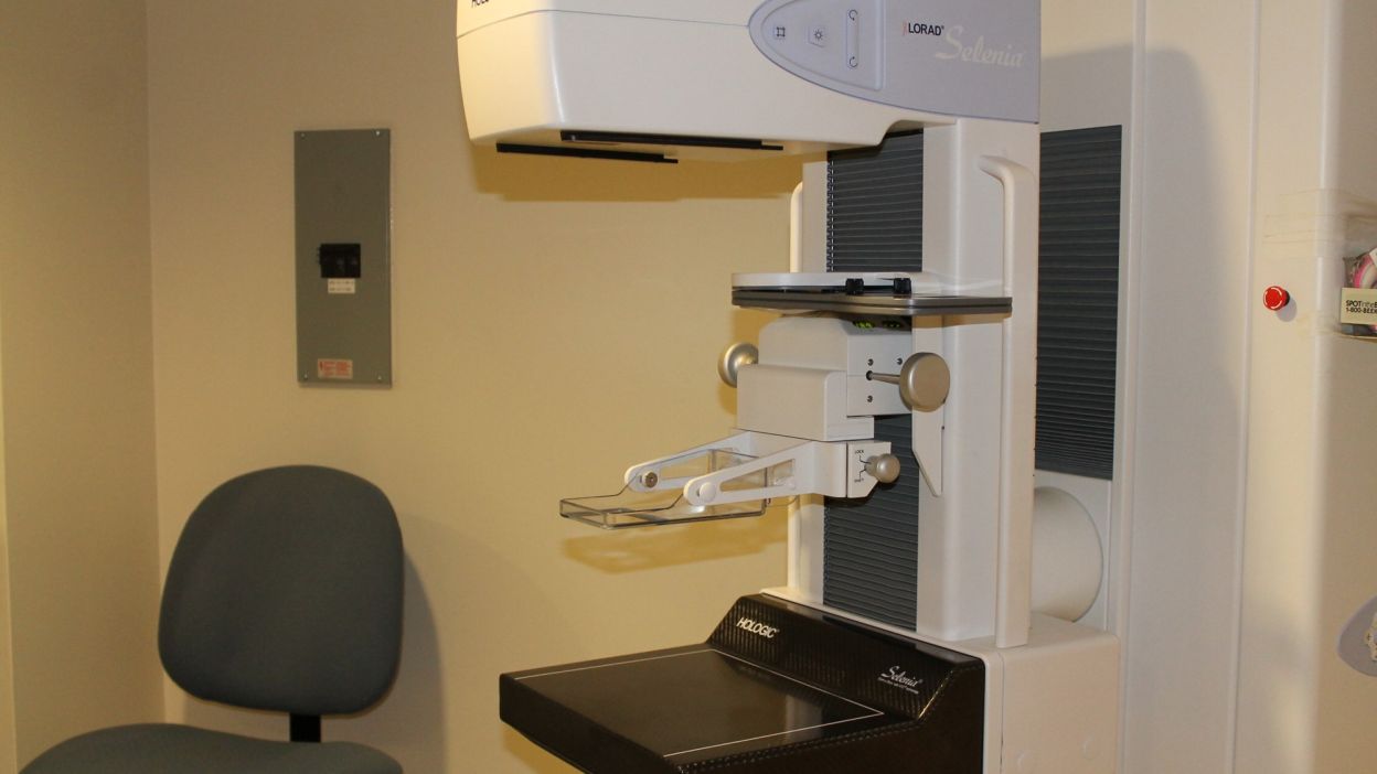 Mammogram machine