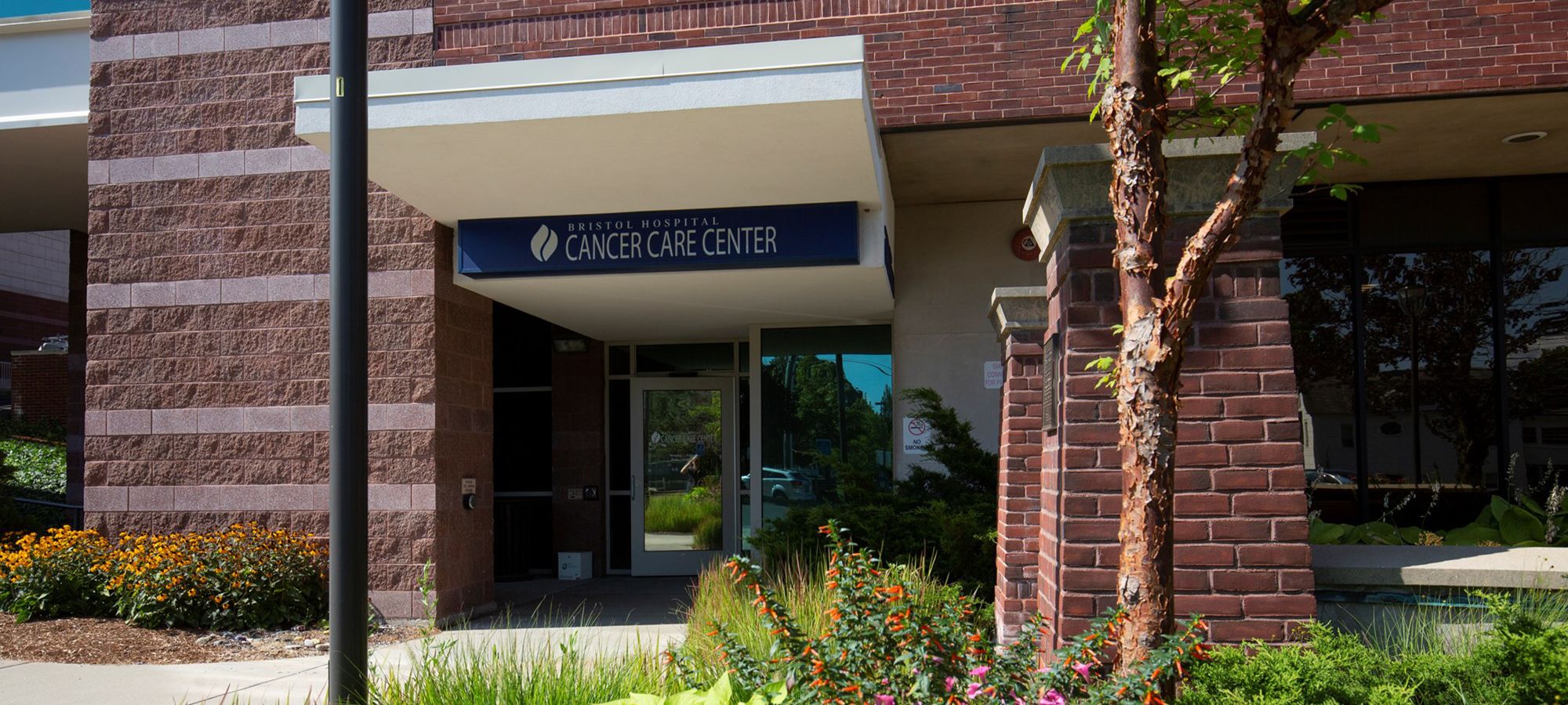 Bristol Hospital Cancer Care Center exterior