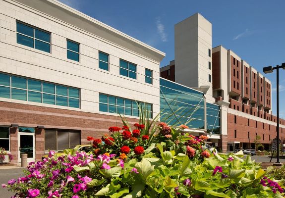 Perioperative Center exterior