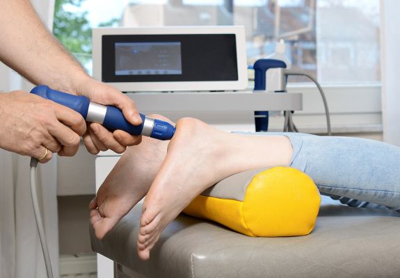 Shockwave therapy on foot